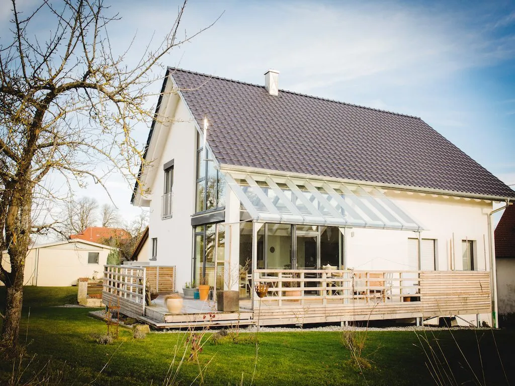 Holzhaus in Wald